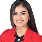 Profesora de música inicial para niños, de forma virtual, especialidad, violín